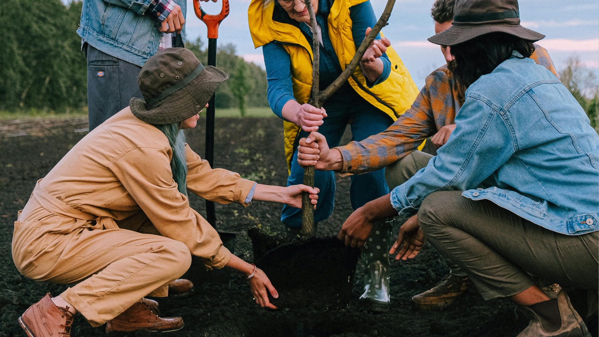 Living Labs: Connecting Actors with the Places They Want to Protect